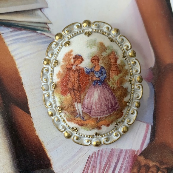 Signed Made in Germany Vintage Victorian Courting Lovers Revival Brooch Pin - Picture 1 of 5